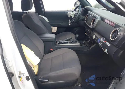 2019 Toyota Tacoma Trd Sport z USA, uszkodzony, nr VIN 3TMBZ5DN5KM019743